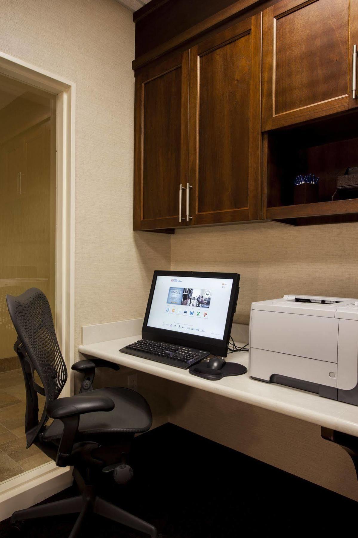 Hilton Garden Inn Valley Forge/Oaks Buitenkant foto