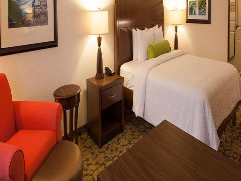 Hilton Garden Inn Valley Forge/Oaks Buitenkant foto